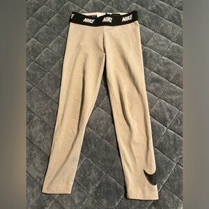 Nike girls leggings